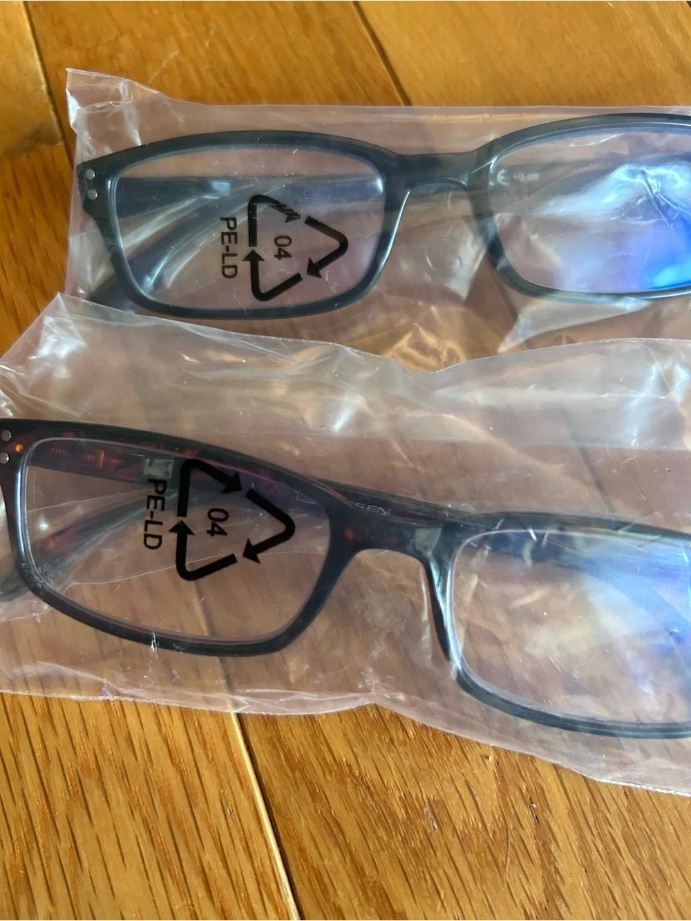 Blue light and reading glasses bundle with cases, wipes, and  chains!